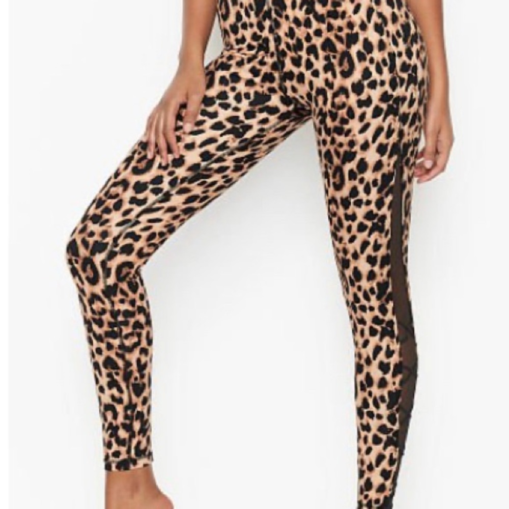 **SOLD**VS Sport workout leggings